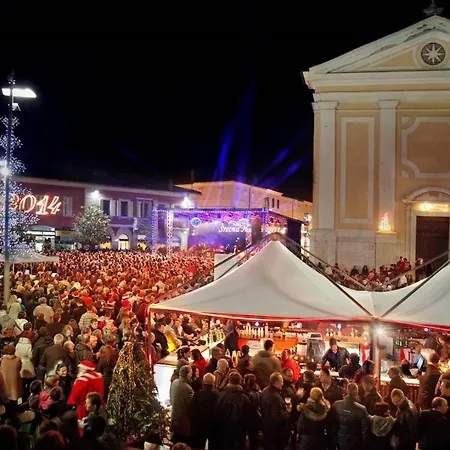 Luco Near The And Center 3* Poreč